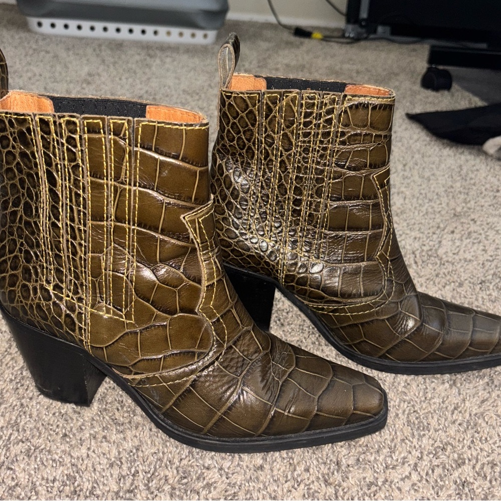 GANNI boots - size 40